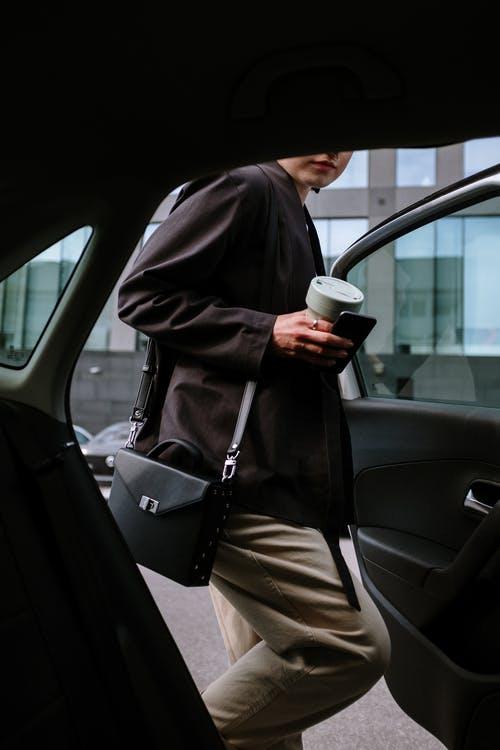 Fly and Ride In Style: The Perks of Our Airport Transportation Service